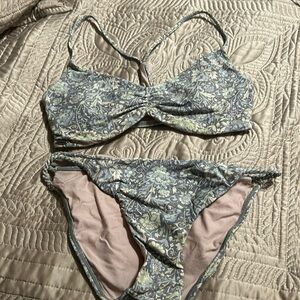 Women’s 2pce bathing suit
